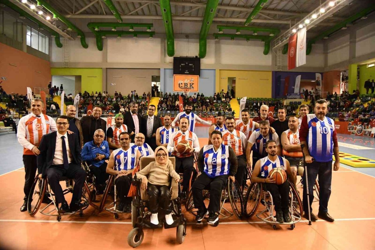 Vali Pehlivan: "Engelli kardeşlerimizin her zaman yanındayız"