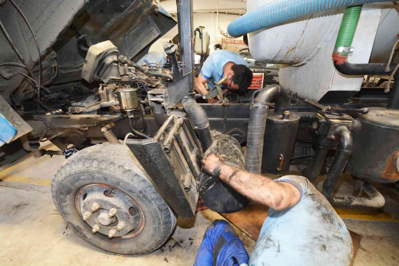 Büyükşehir, bakım onarım atölyeleri ile tasarruf sağladı