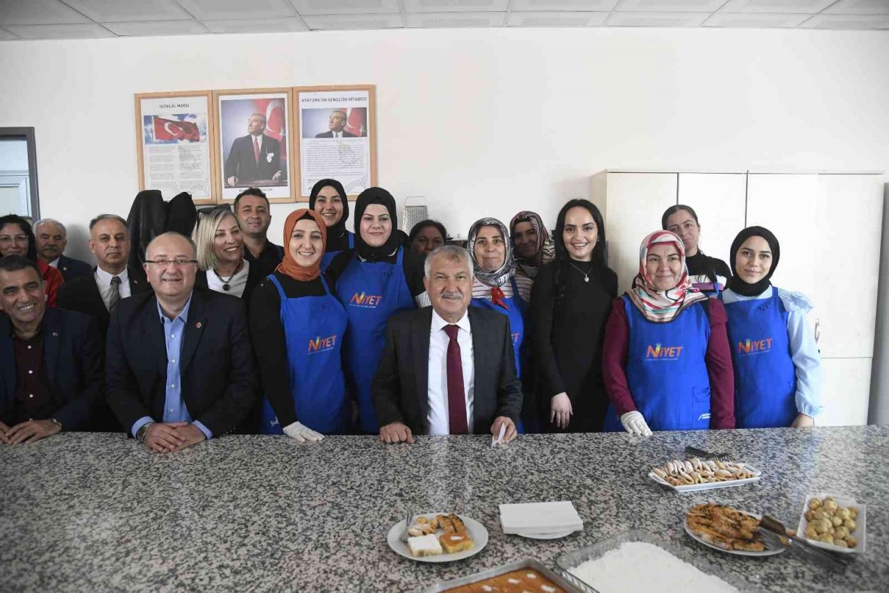 NİYET Akademi Karaisalı Şubesi açıldı