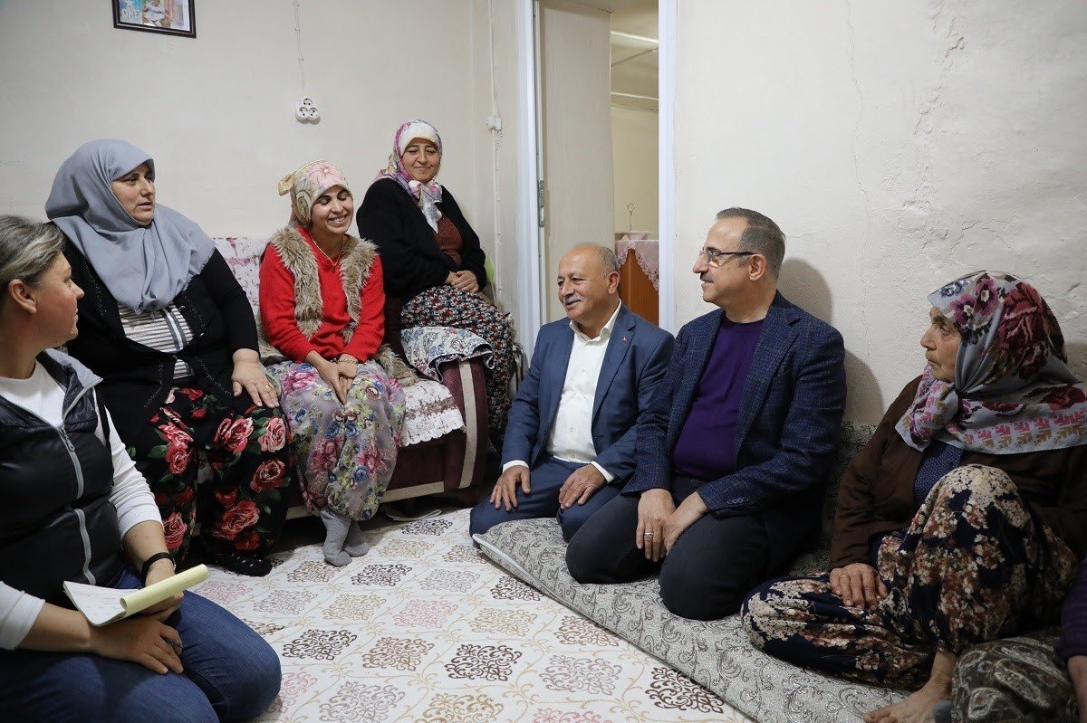 İzmir AK Parti’den 30 ilçeye çıkarma