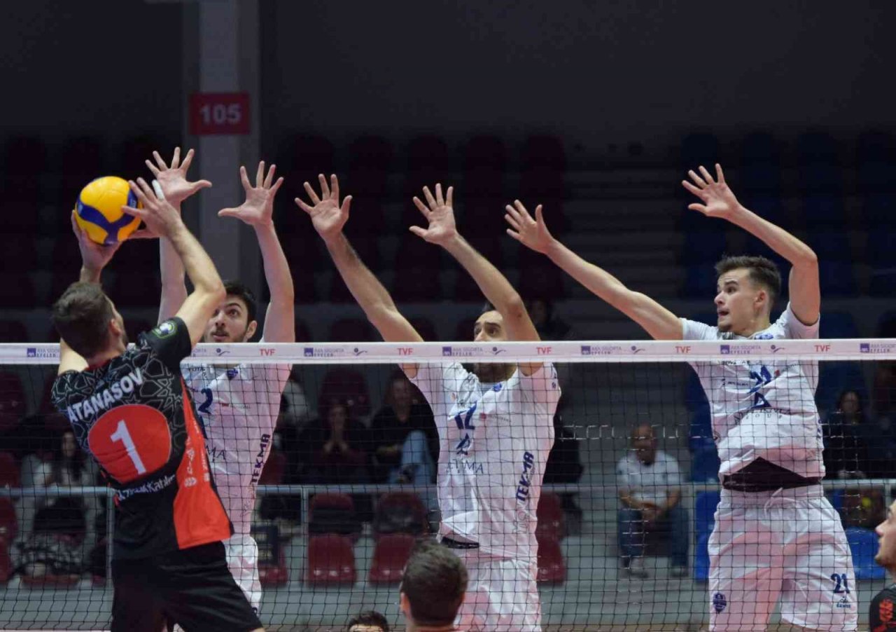 AXA Sigorta Efeler Ligi: Altekma: 0 - Ziraat Bankkart: 3