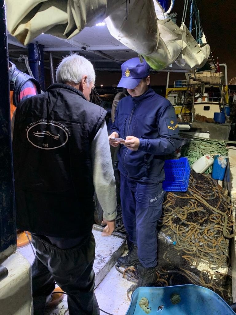 Ülke geneli ’yasa dışı bahis’ ve ’kumar, tombala, oyun makineleri’ uygulaması: 37 gözaltı