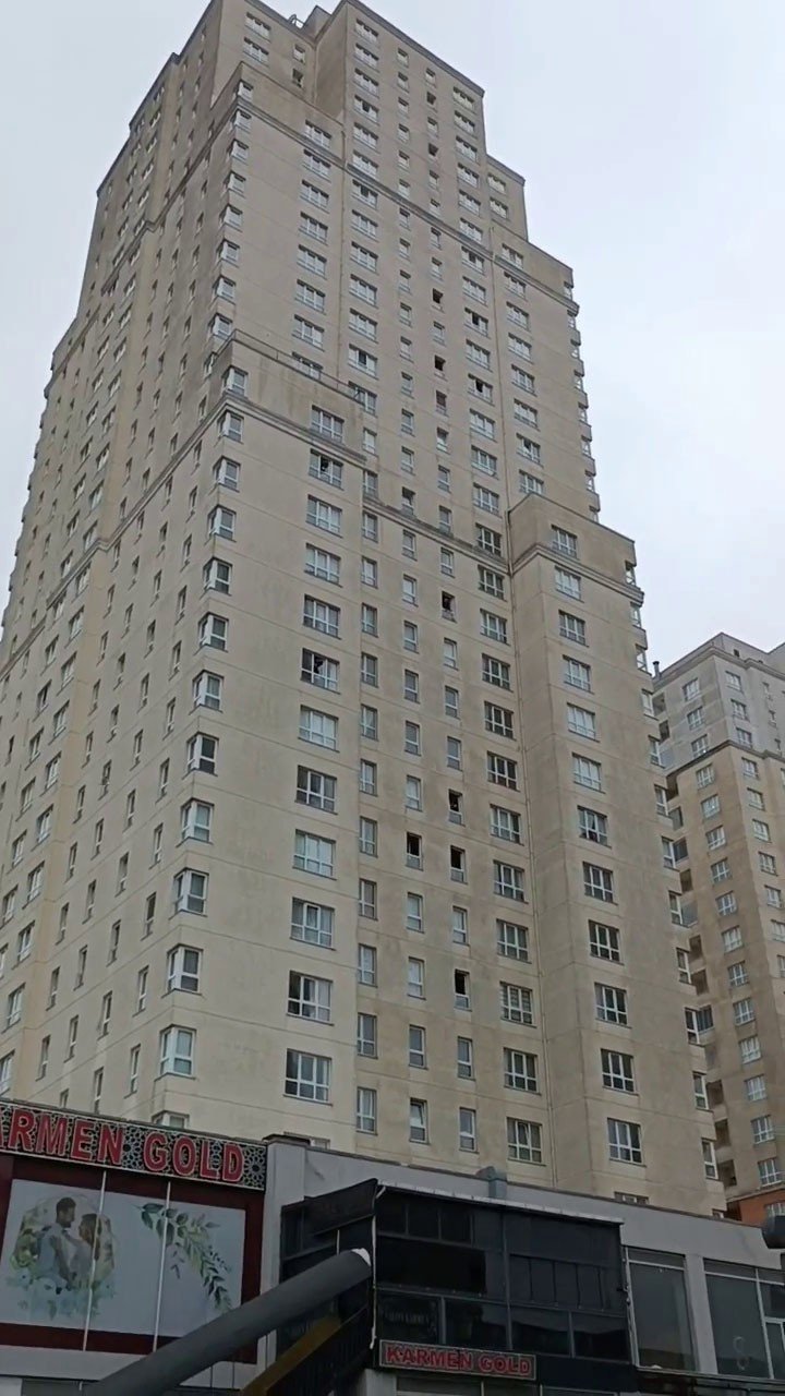 Esenyurt’ta site sakinlerinin çilesi: 3 gündür elektrik, su ve doğal gazları yok