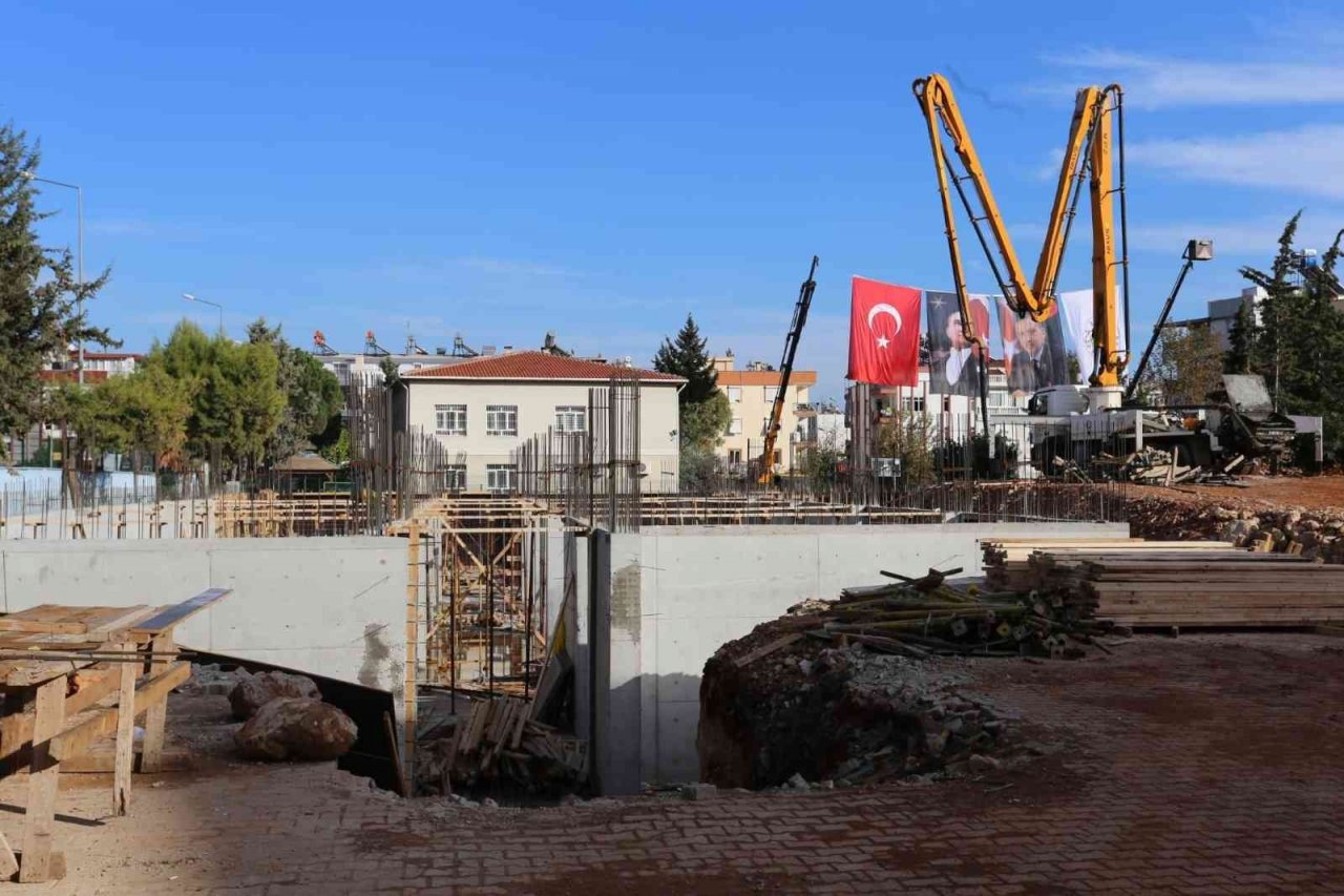 Hayal edilen okul temeli 7 gün sonra atıldı