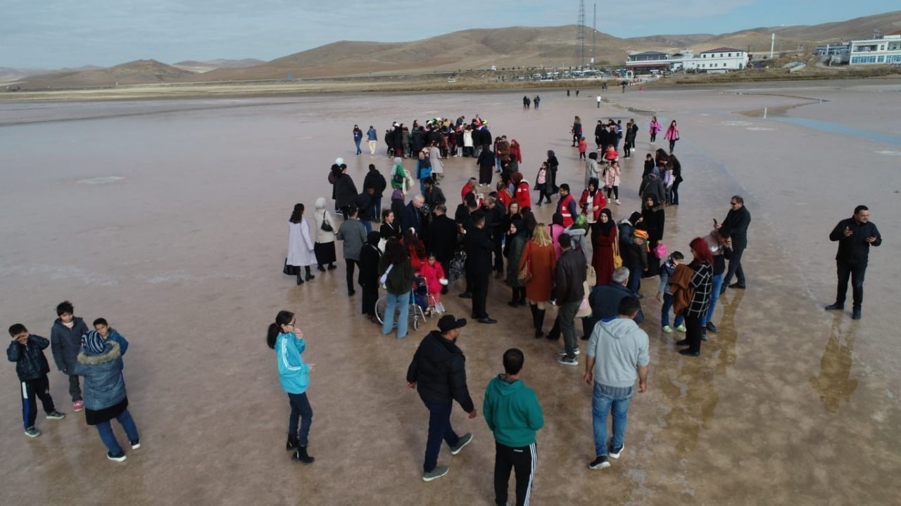Kulu’da Engelliler Haftası’nda Tuz Gölü etkinliği düzenlendi