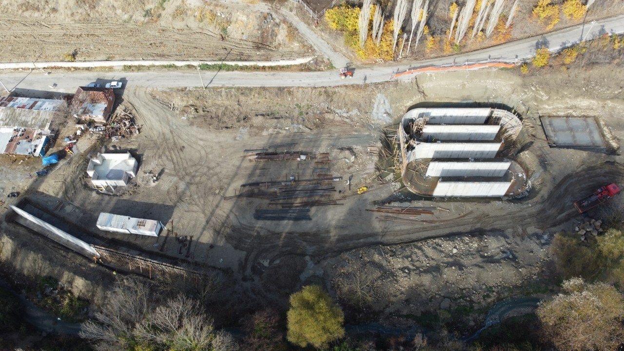 Demirci Atıksu Arıtma Tesisinin yapım çalışmaları sürüyor