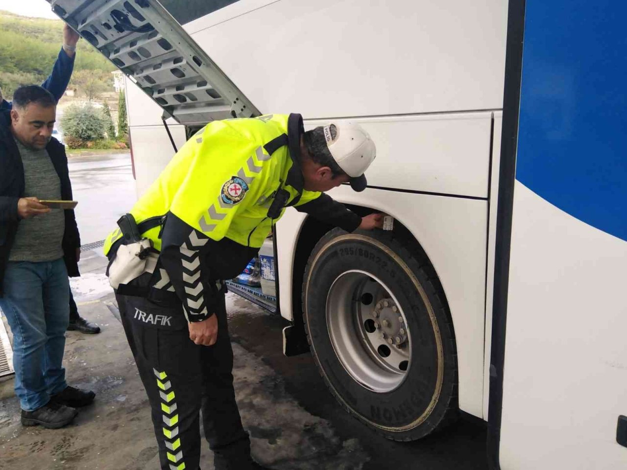 Muğla’da kış lastiği uygulaması başladı