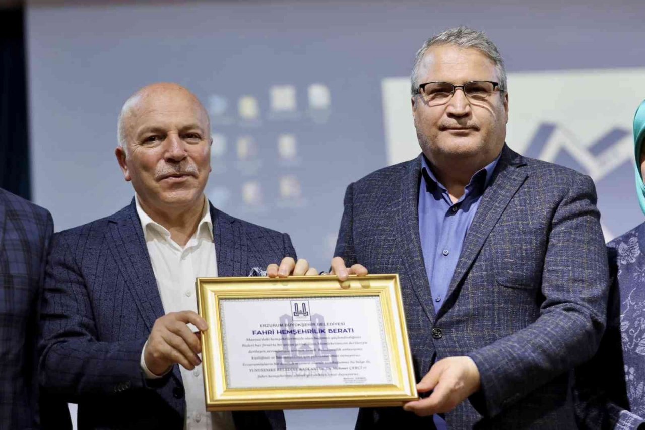 Başkan Çerçi’ye ‘Fahri Hemşehrilik Beratı’ verildi