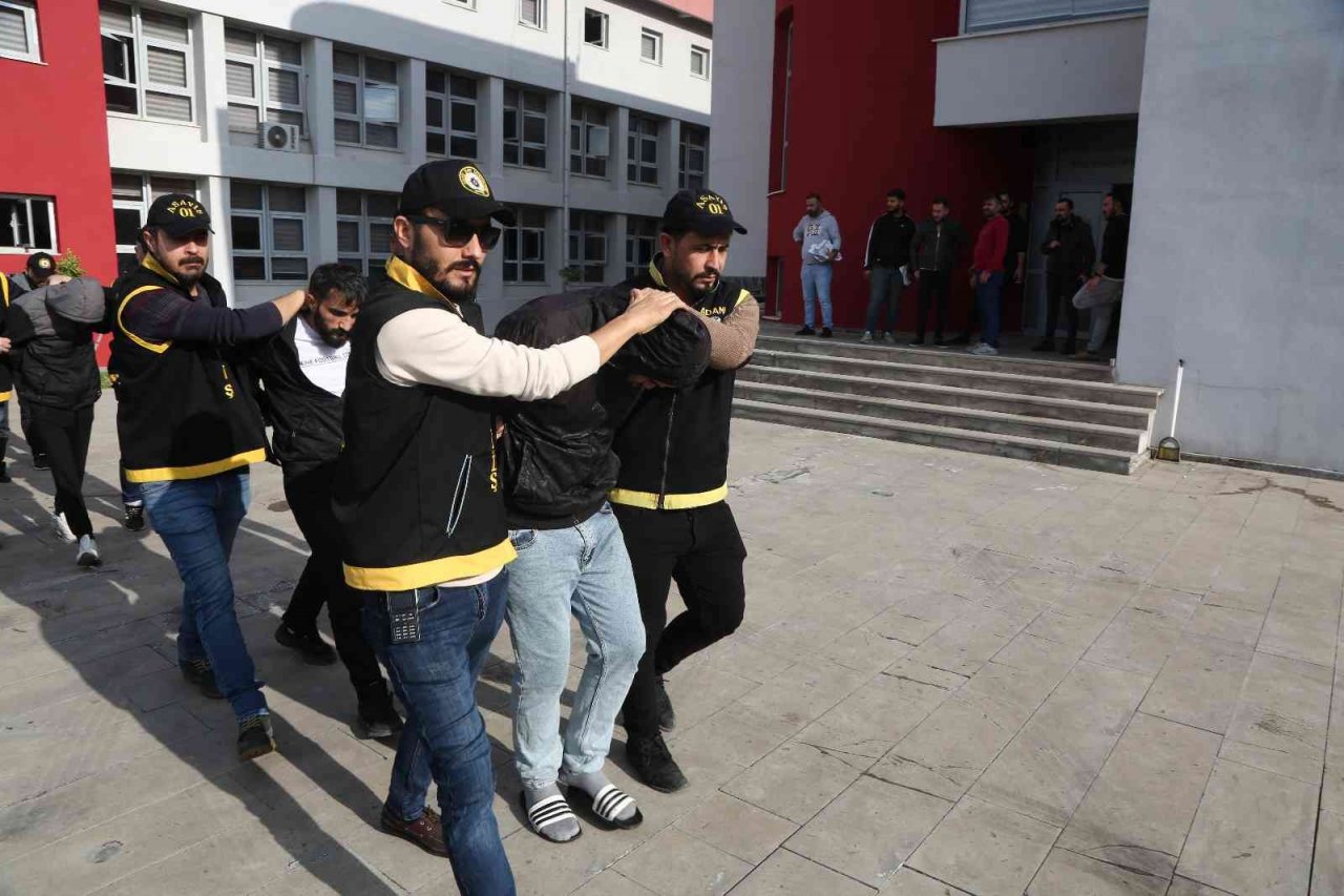 Bir kişiyi kaçırıp işkence yapan 5 şüpheli tutuklandı: Biri parti il başkanı