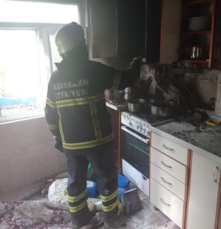 İkamet yangınında 1 kişi dumandan zehirlendi