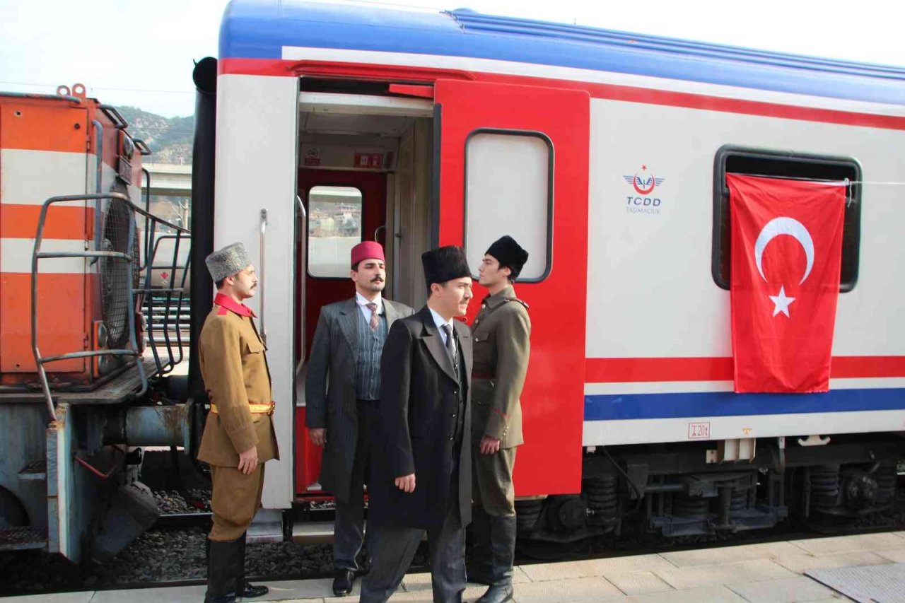 102 yıl önceki heyecan yeniden canlandı