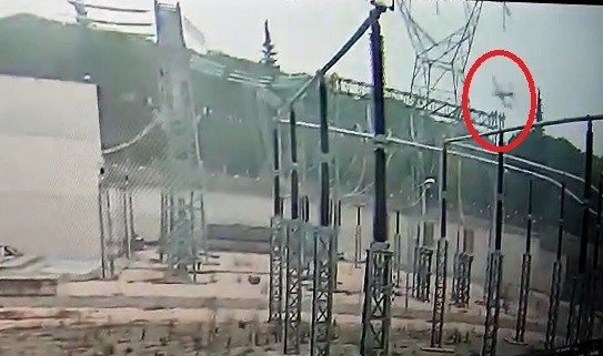 Bursa’daki uçak kazası kamerada...Gökyüzünde 380 bin voltla gelen ölüm