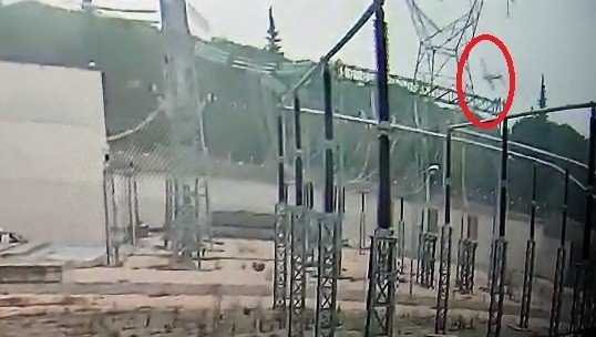 Bursa’daki uçak kazası kamerada...Gökyüzünde 380 bin voltla gelen ölüm