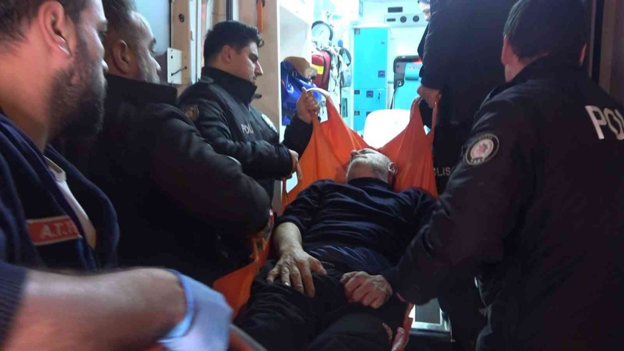 Masaj salonundaki tartışma kanlı bitti, 1 kişi bıçaklanmış halde bulundu