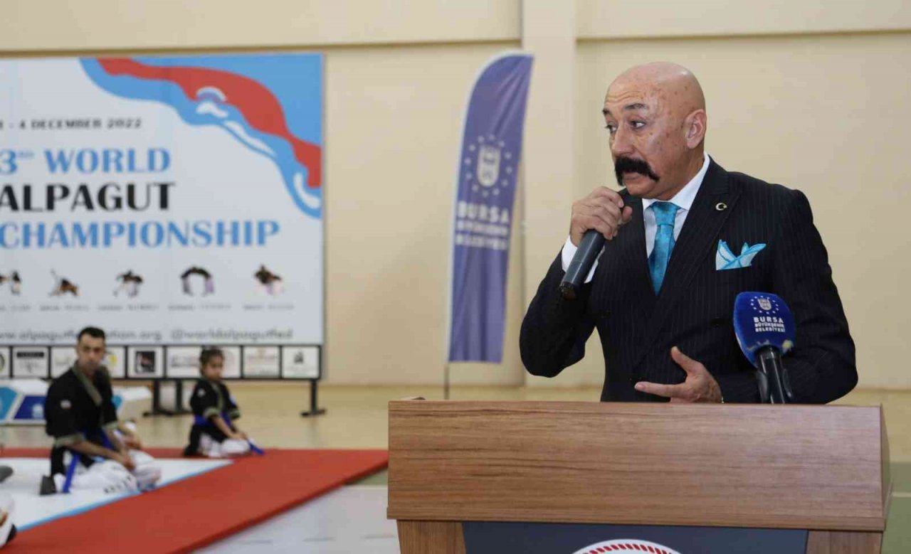 Alpagut rüzgarı Bursa’da esti