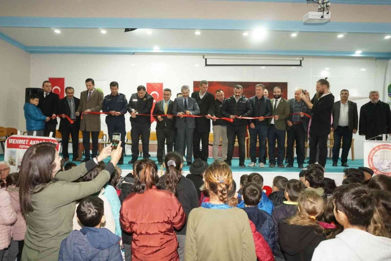 Çivril Belediyesi kitapları okuyucularıyla buluşturdu