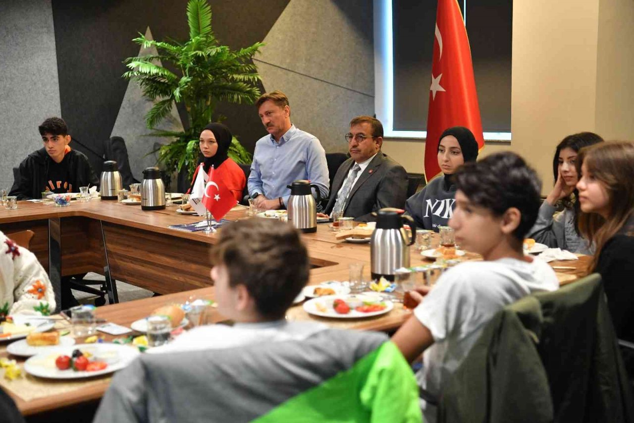 Bahçelievler’de Genç Başkan Danışmanları projesi