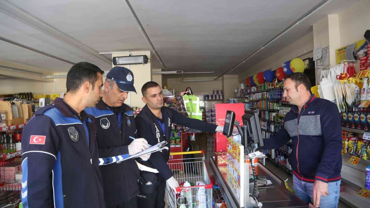 Develi’de zabıta ekiplerinden ‘fiyat denetimi’