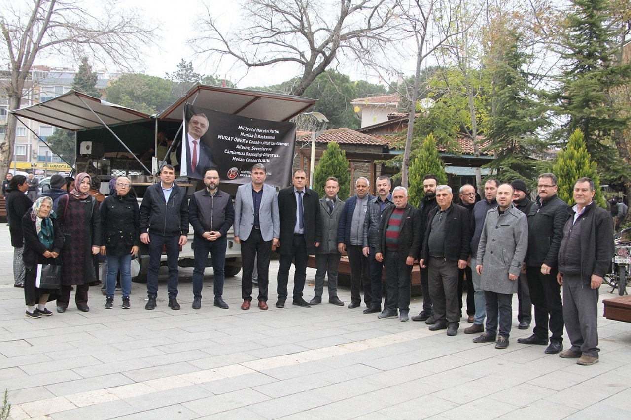 MHP’li Öner için Kula’da lokma hayrı düzenlendi