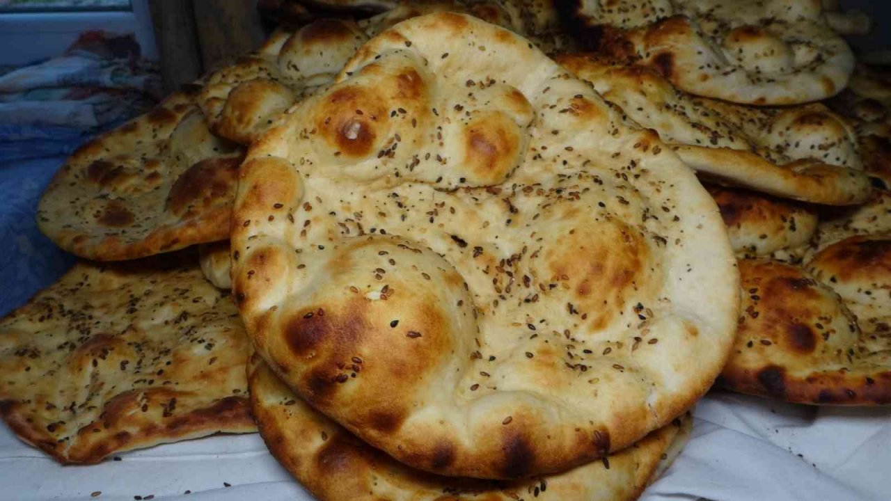 Aile ekonomisine katkı için başladı siparişlere yetişemiyor