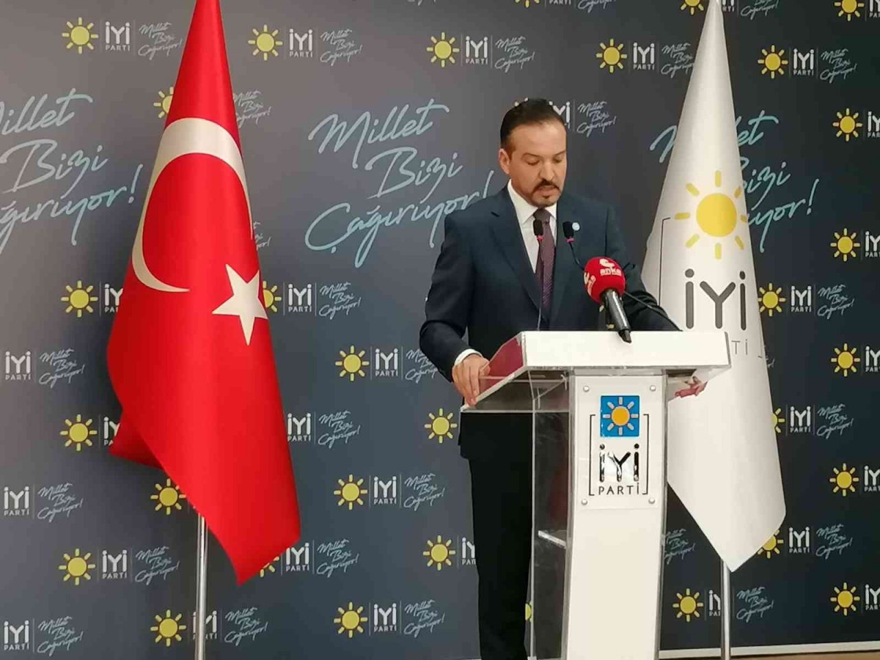 İYİ Parti Sözcüsü Zorlu: “9 bin 600 TL düzeyinde asgari ücretin vatandaşlarımıza, çalışanlarımıza verilmesi gerektiğine inanıyoruz”