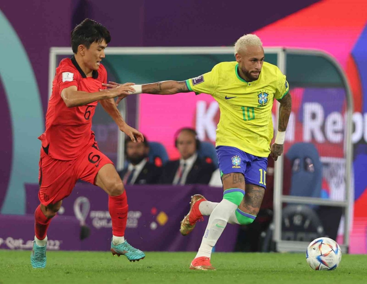 Brezilya, çeyrek final biletini 4 golle aldı