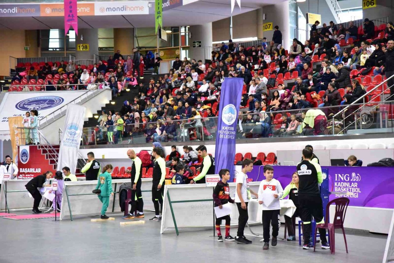 Büyükşehir’in yetenek testine 220 çocuk katıldı