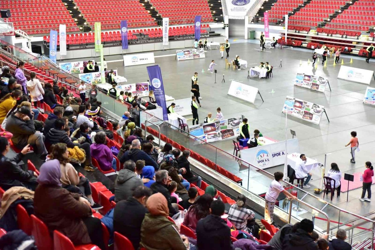 Büyükşehir’in yetenek testine 220 çocuk katıldı