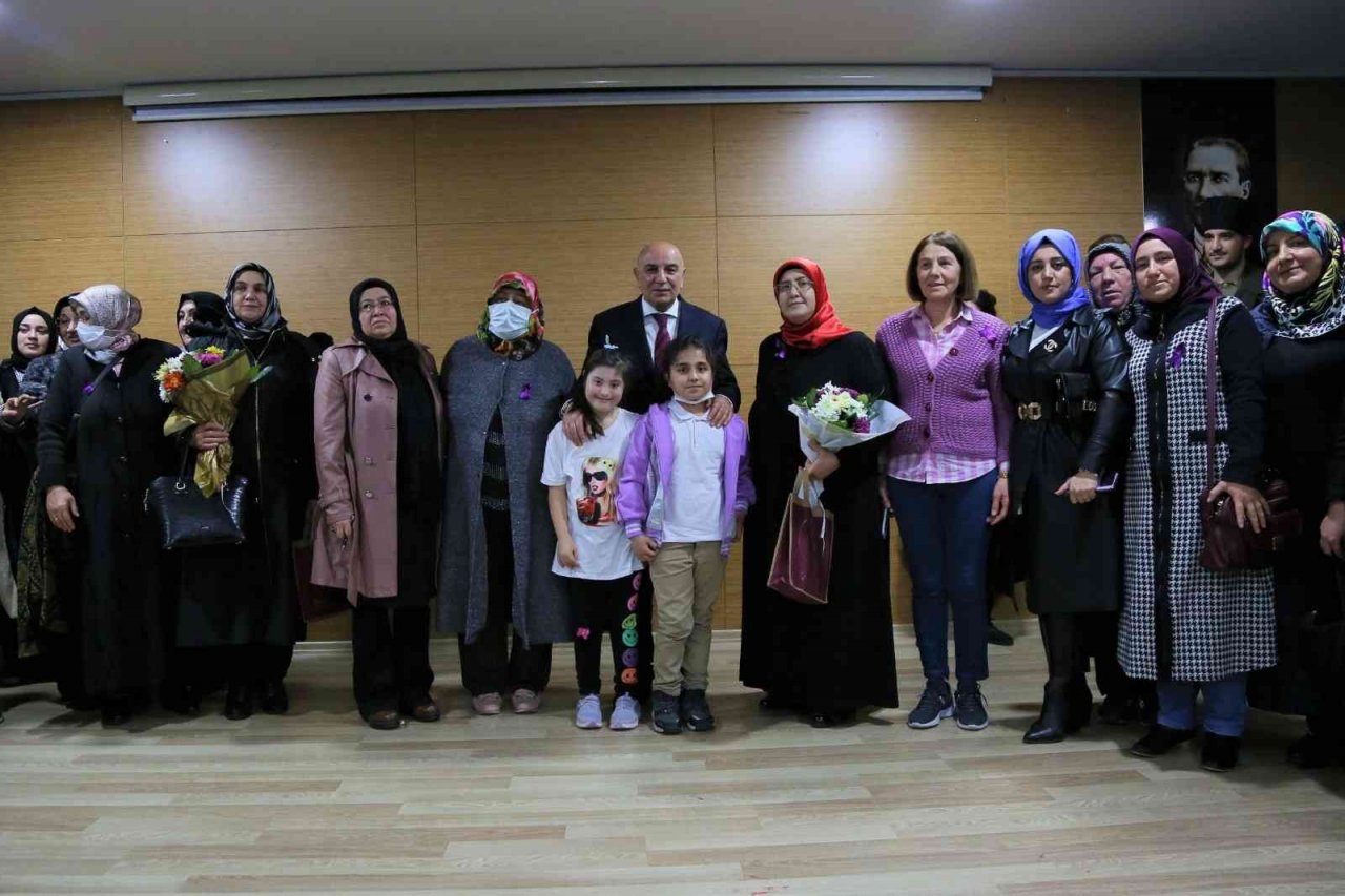 Keçiören’de ‘Dünya Kadın Hakları Günü Farkındalık Programı’ düzenlendi