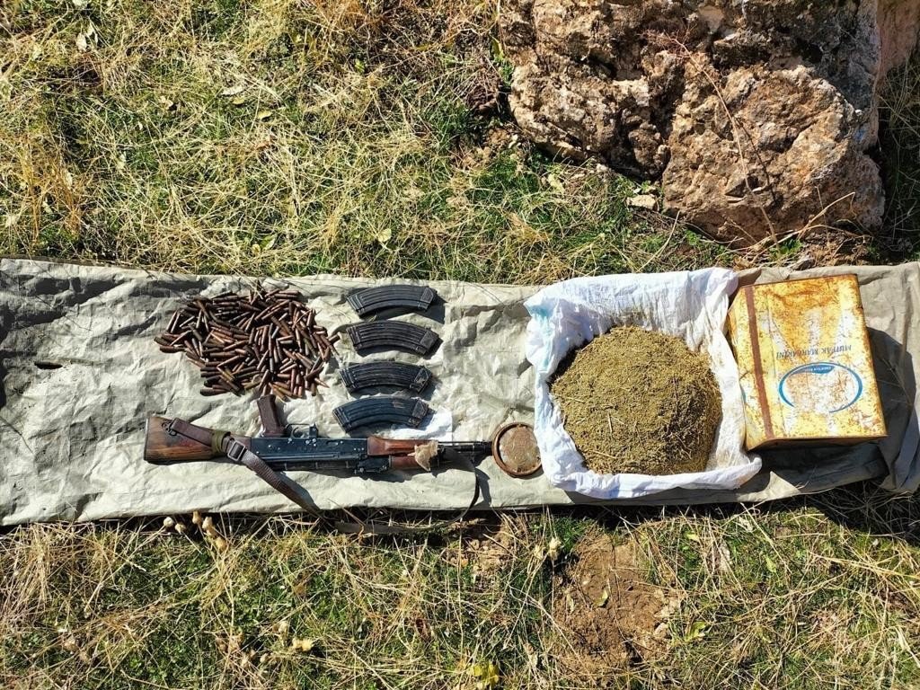 Eren Abluka Sonbahar-Kış-16 Şehit Jandarma Üsteğmen Ersan Yenici Operasyonu başlatıldı