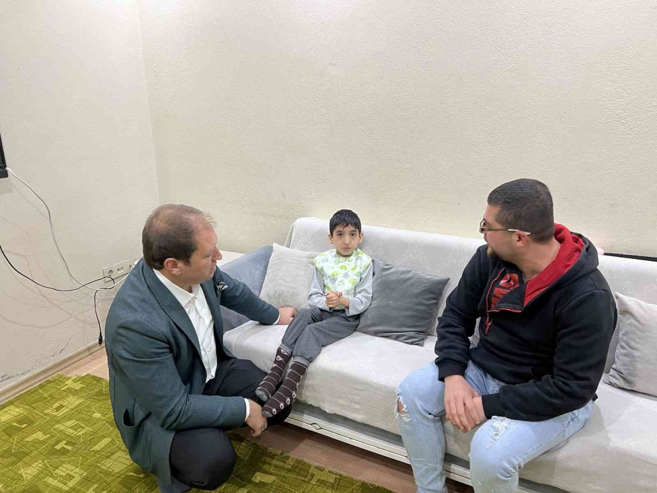 Esenyurt’ta engelli çocuk, puseti çok yer kapladığı için dolmuşa alınmadı