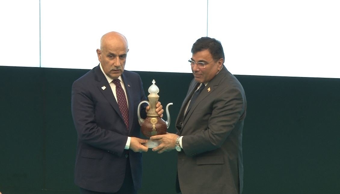 Bakan Kirişci: “Tarım ülkesi olma vasfımızı daha ileriye götürmek mecburiyetindeyiz”