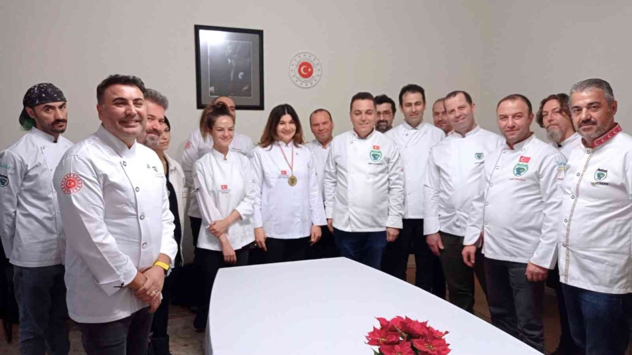Türkiye Aşçılar Milli Takımı olimpiyatlardan 5 madalya ile döndü