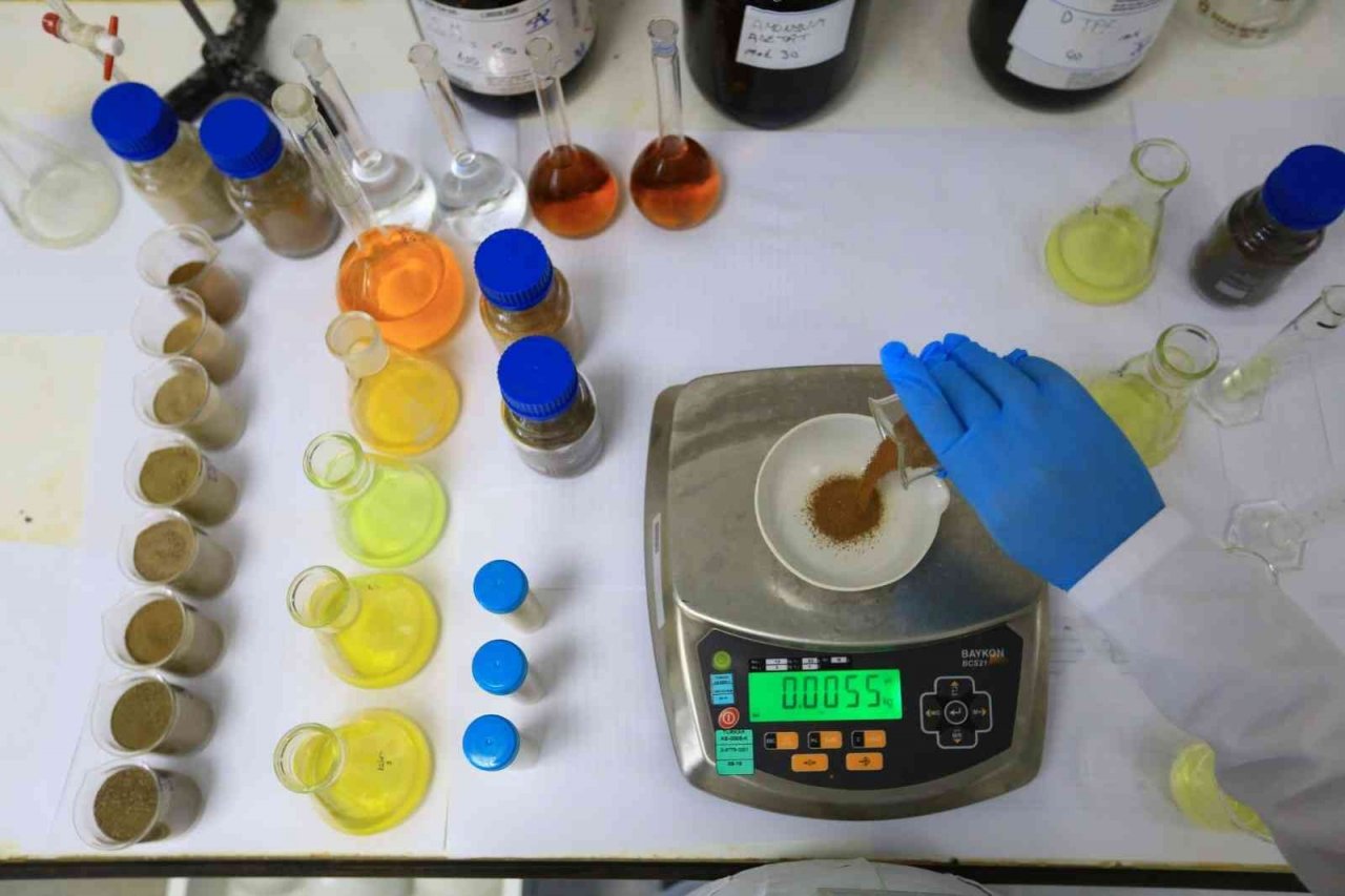 Büyükşehir Tarım Laboratuvarı 43 il, 2 ülkenin numunelerini analiz etti