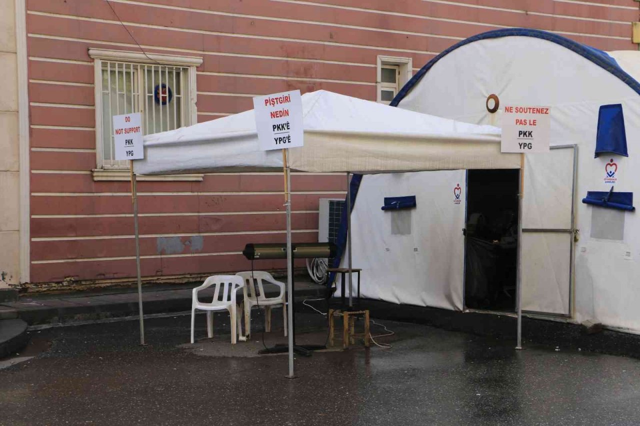 Evlat nöbetindeki acılı baba: “Bu anne ve babaların feryadını duyun”