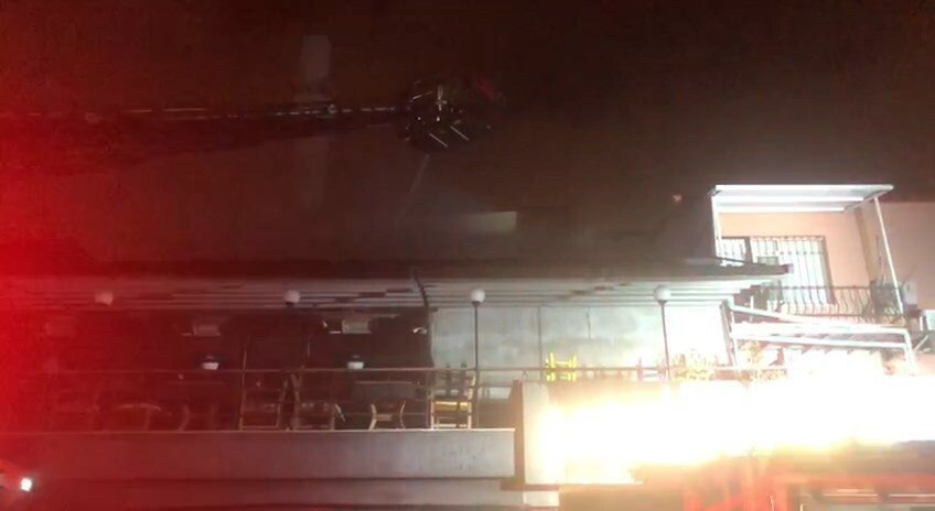 Kadıköy’de korkutan iş yeri yangını