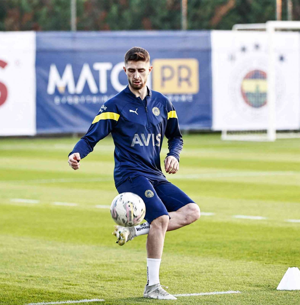 Fenerbahçe, Antalya’daki ilk çalışmasını yaptı