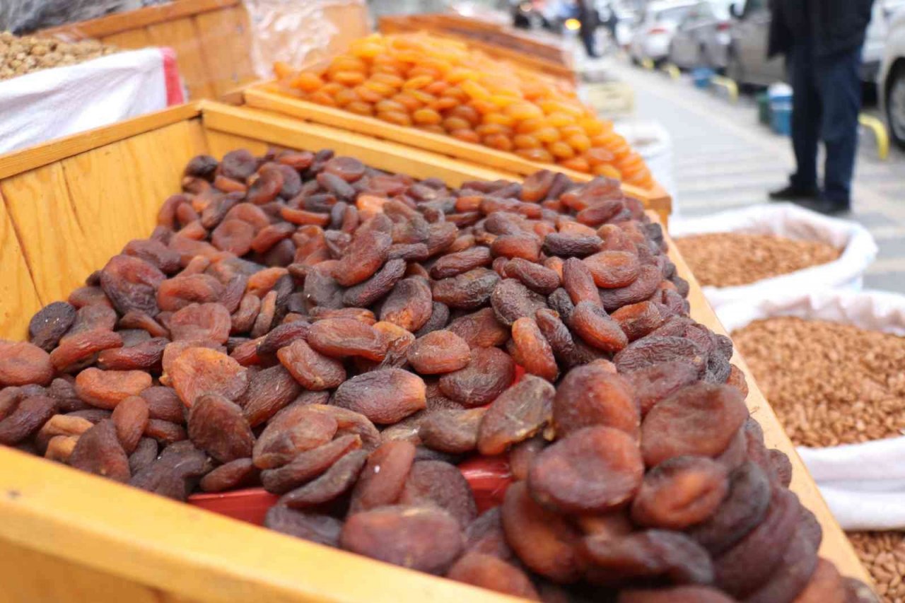 Kayısıda 11 ayda 350 milyon dolarlık ihracat