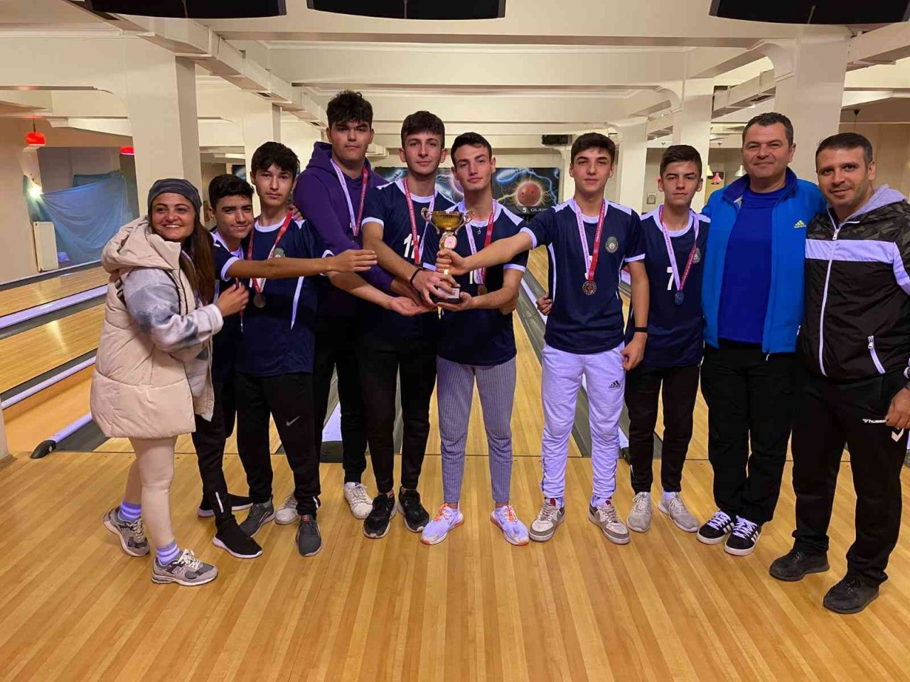 Manisa’da Okul Sporları Gençler Bowling İl Birinciliği tamamlandı