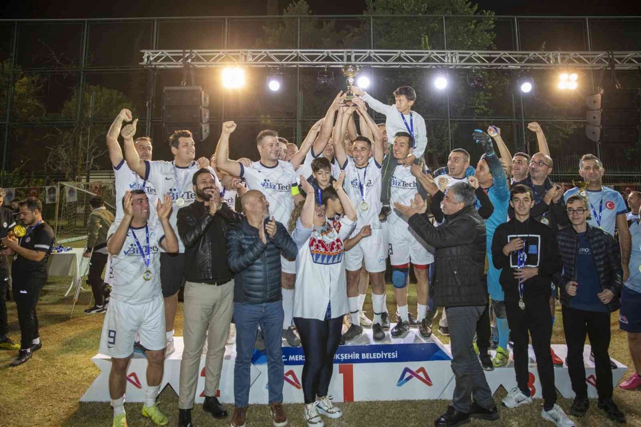 Mersin Büyükşehir Belediyesi birimler arası spor müsabakaları sona erdi