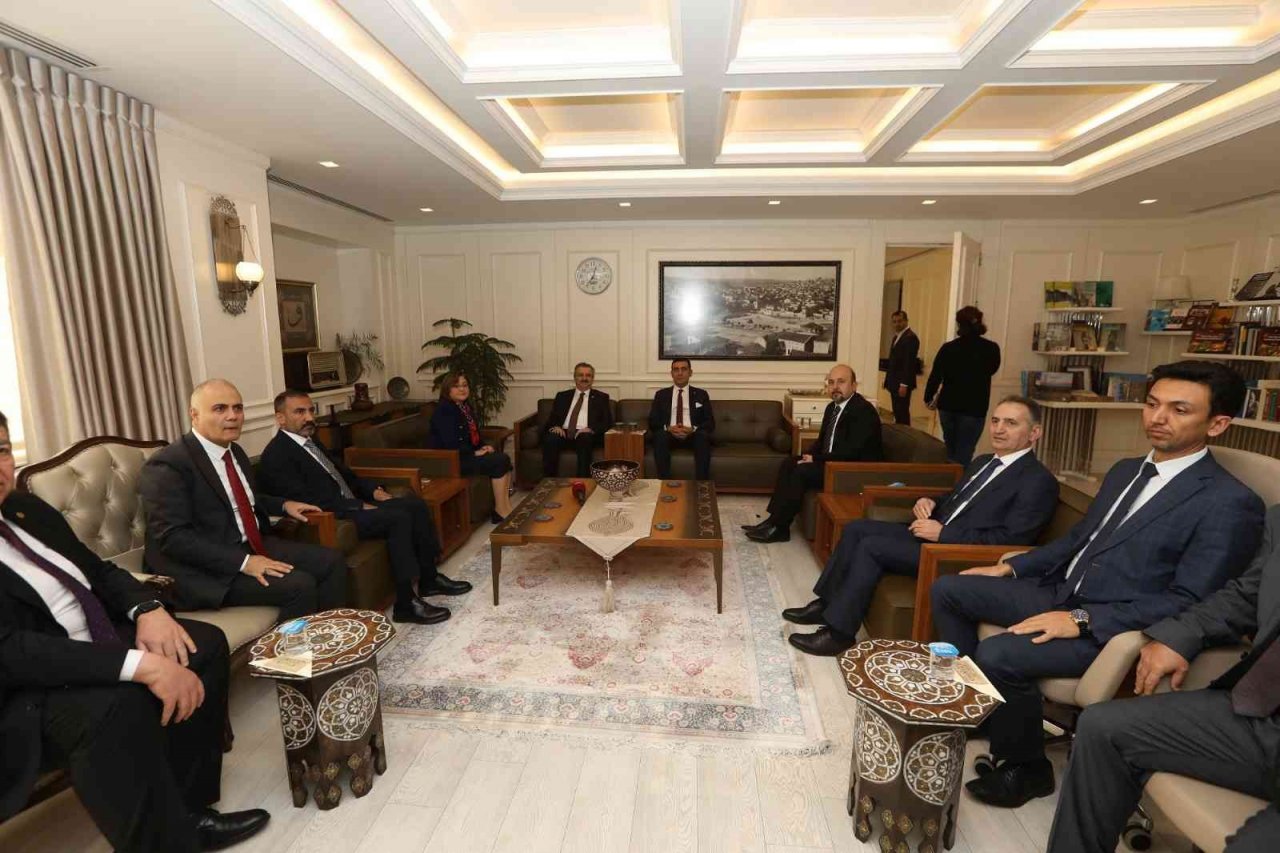 Sanayi ve Teknoloji Bakan Yardımcısı Büyükdede’den Şahin’e ziyaret