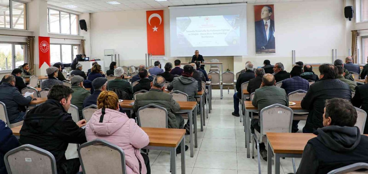 Çiftçilere tasarruflu su kullanımı eğitimleri