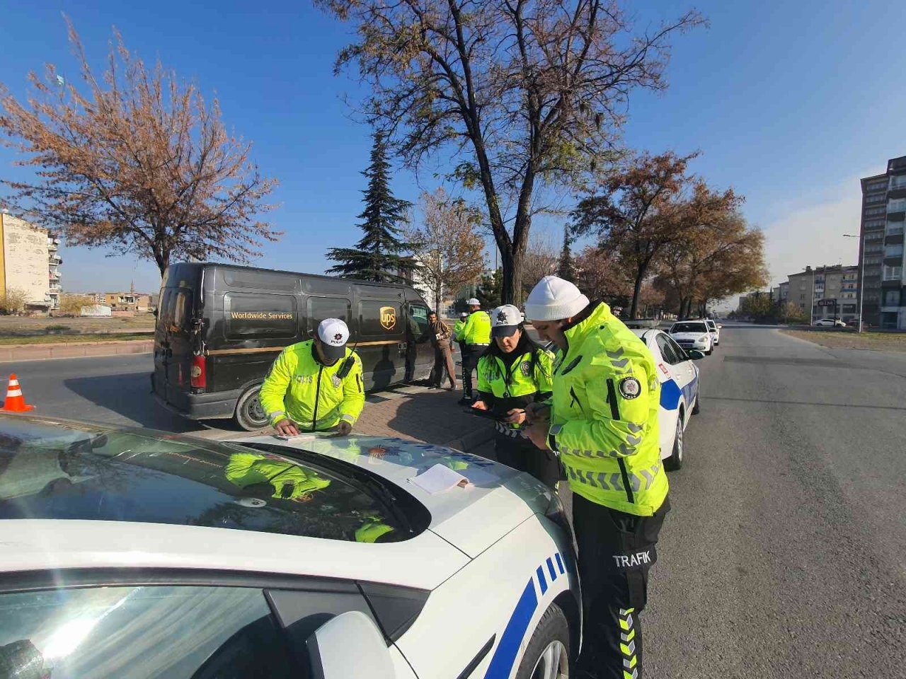 Kayseri’de kış lastiği denetimleri sürüyor, cezası bin 152 TL