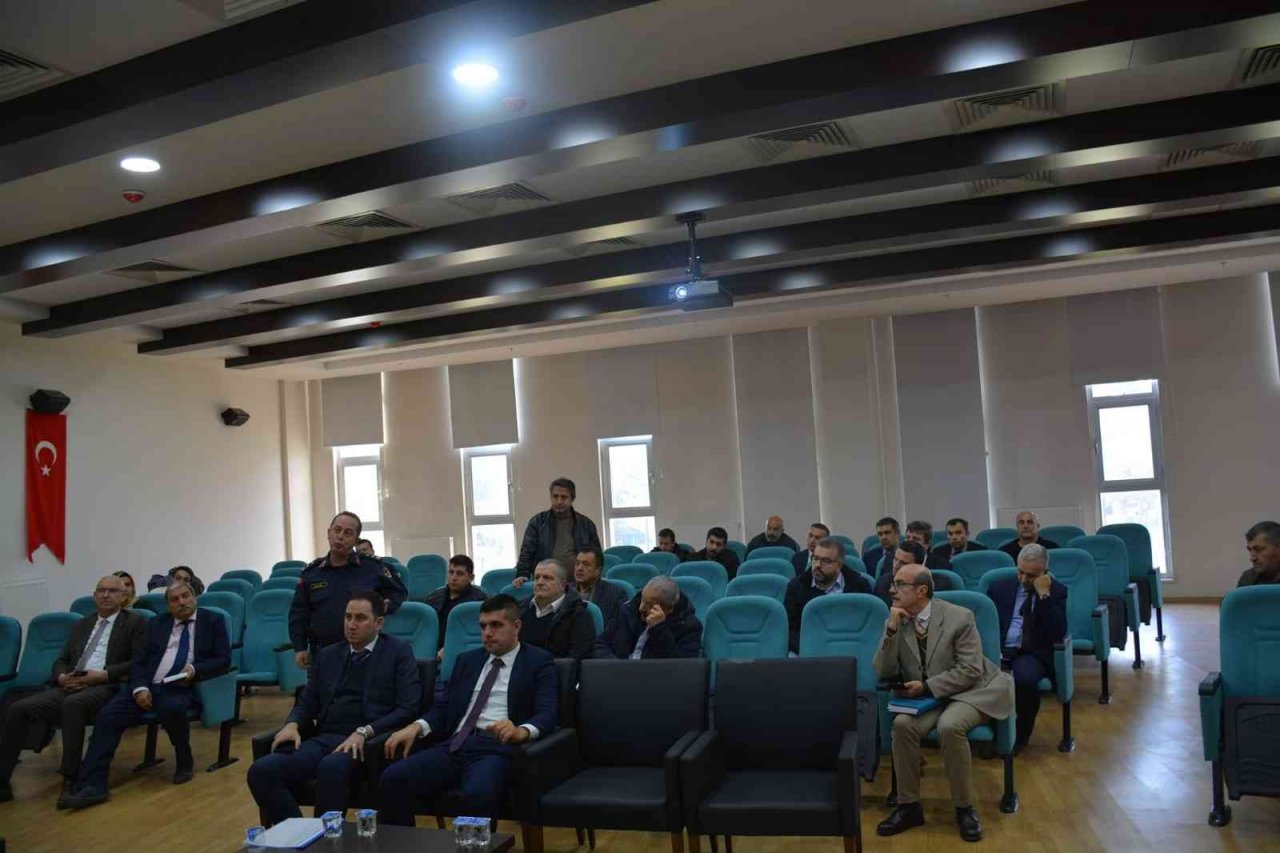 ‘Mahalli Sulak Alan Komisyonu’ yangın gündemi ile toplandı