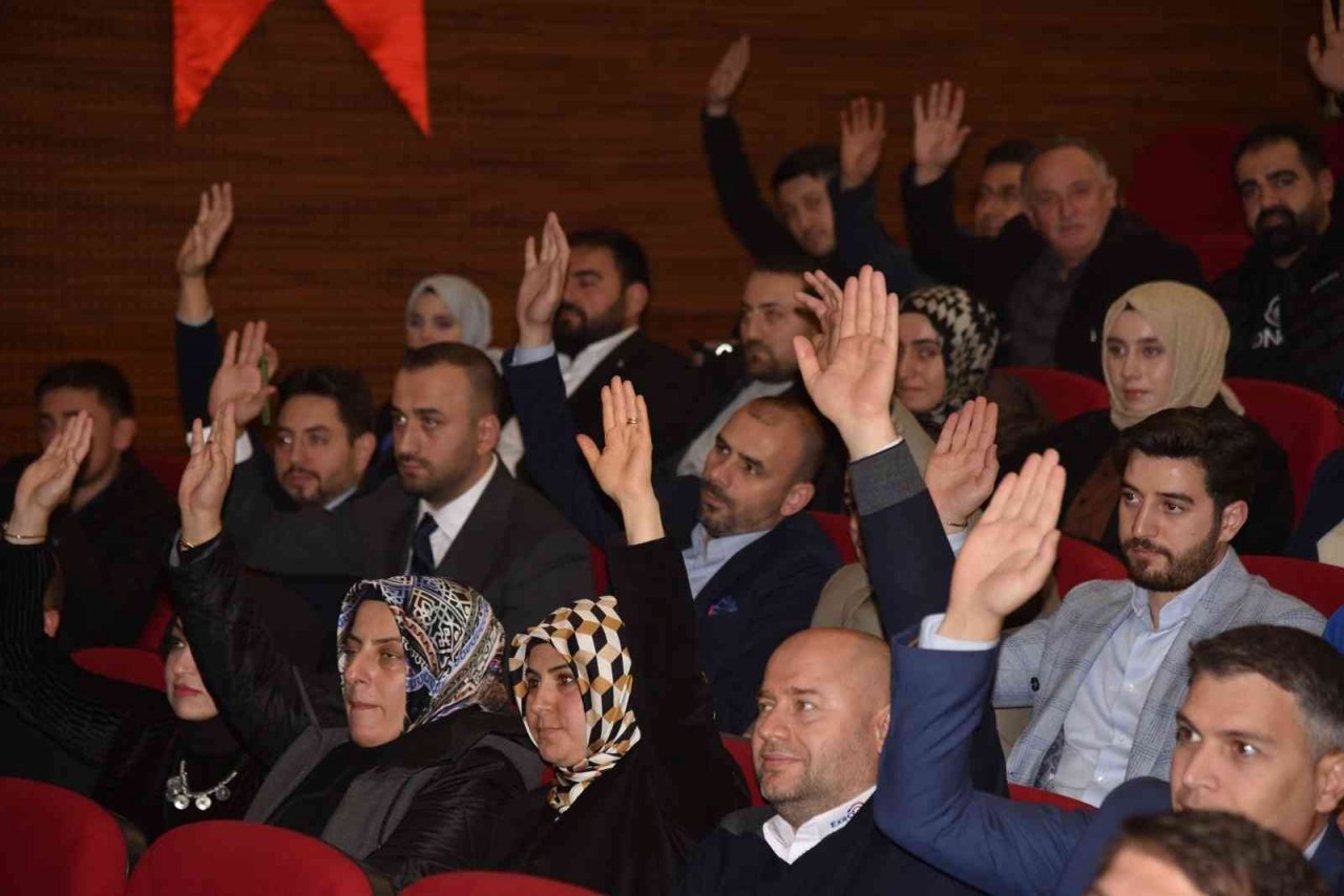 Davut Gürkan: “Türkiye’nin güçlü geleceğini ilmek ilmek işliyoruz”