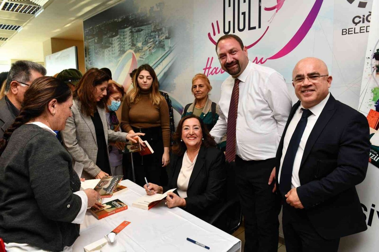 Çiğli’de kadının siyasetteki yeri konuşuldu