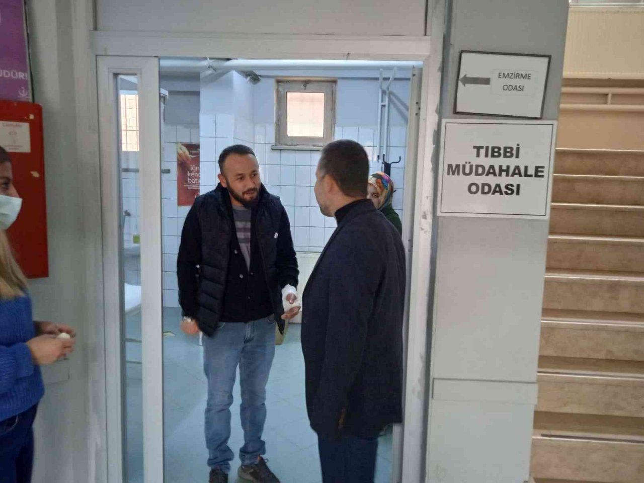 Depremden sonra sağlık tesislerinde çalışmalar durmadı