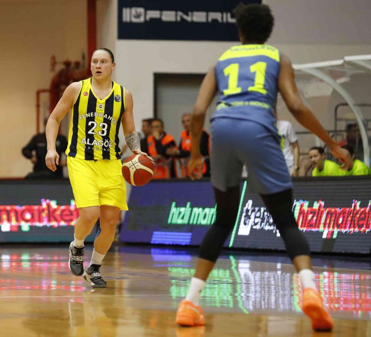 FIBA Kadınlar Avrupa Ligi: Fenerbahçe Alagöz Holding: 82 - ZVVZ USK Prag: 72