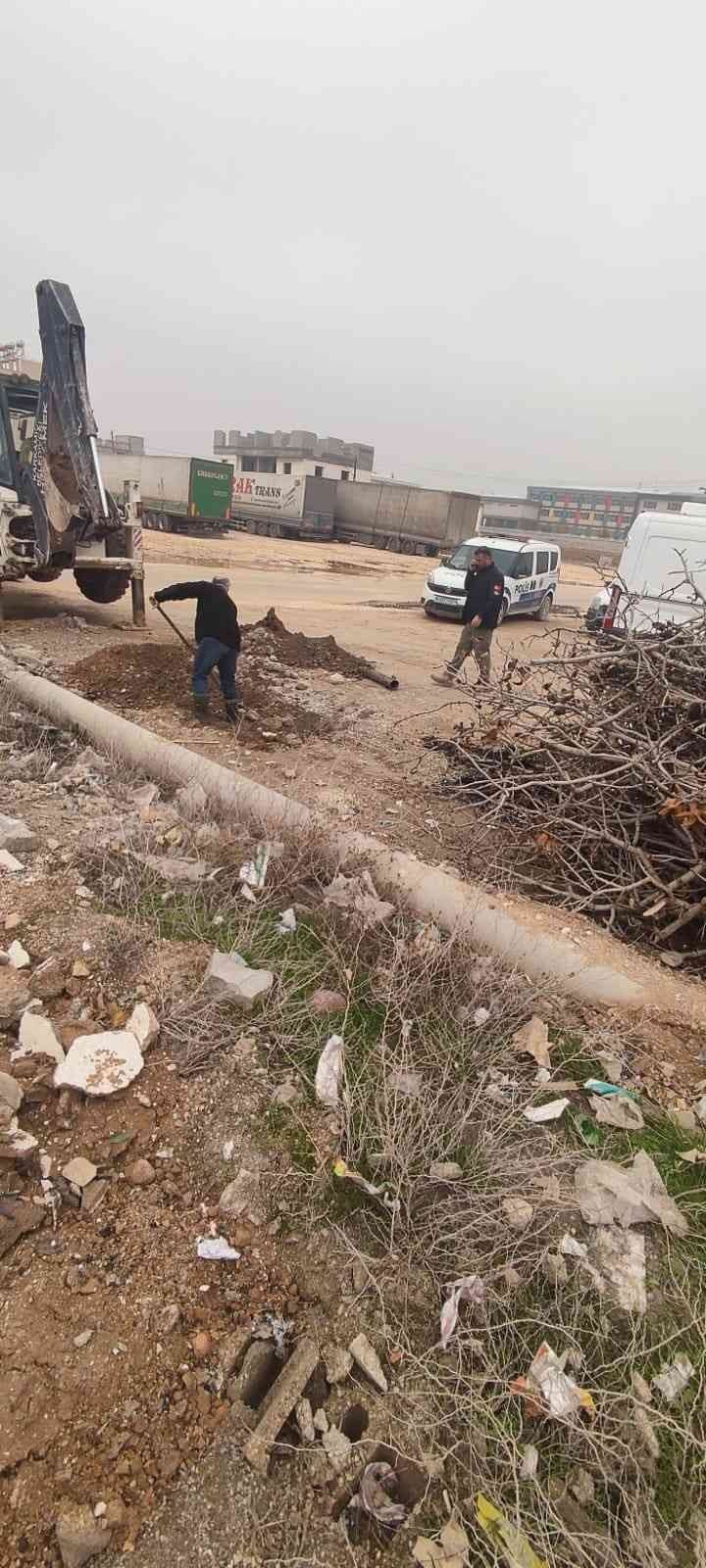 Karkamış’ta terör saldırısının izleri siliniyor