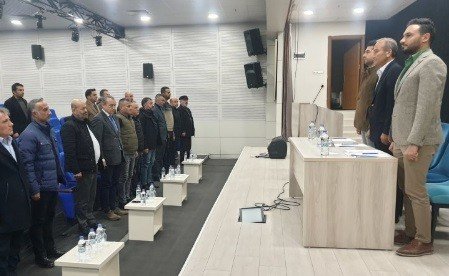 Arguvanspor’da Başkan Altun güven tazeledi